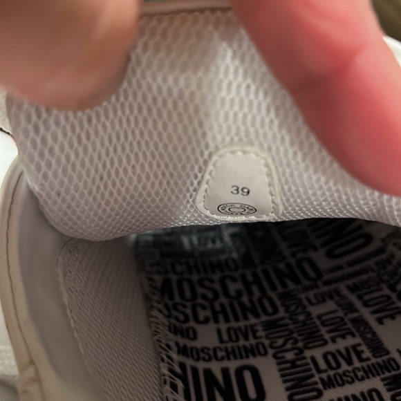 New Love Moschino Red Heart Sneakers - Picture 6 of 9